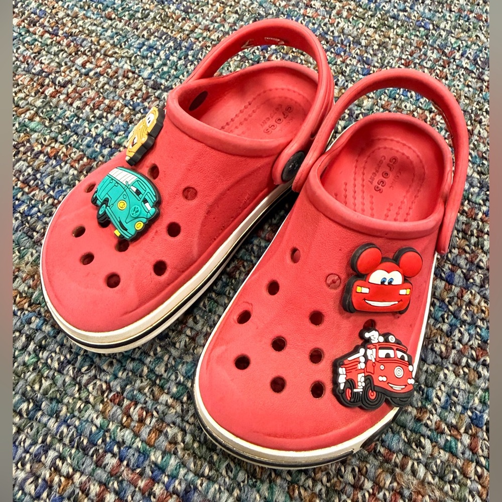 CROCS Kids' Red Classic Clogs with Cars Character Charms - Picture 4 of 12